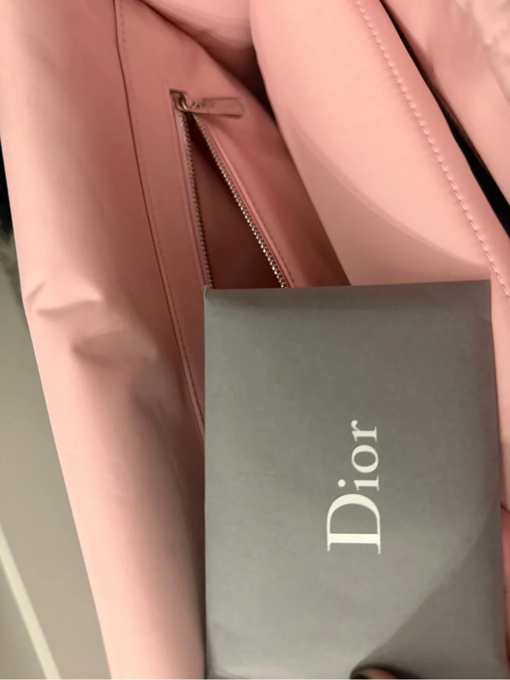 Dior saddle shoulder